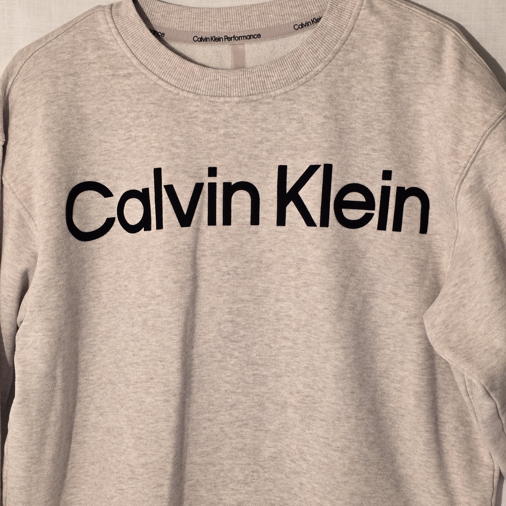 Calvin Klein  Crewneck Sweatshirt - Light Heather Gray,  Sz M